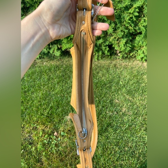 VINTAGE COACH BAG (RARE COLOR) - Picture 13 of 13